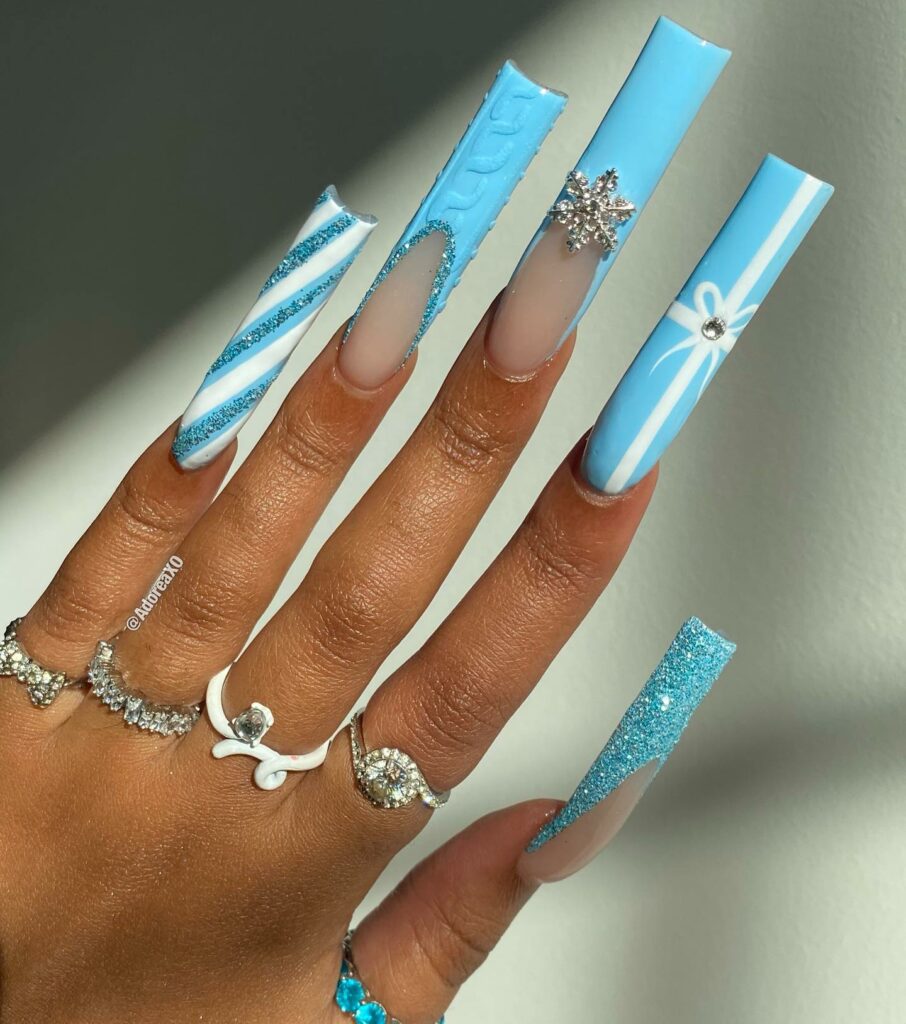 Luxurious Blue Christmas Nails