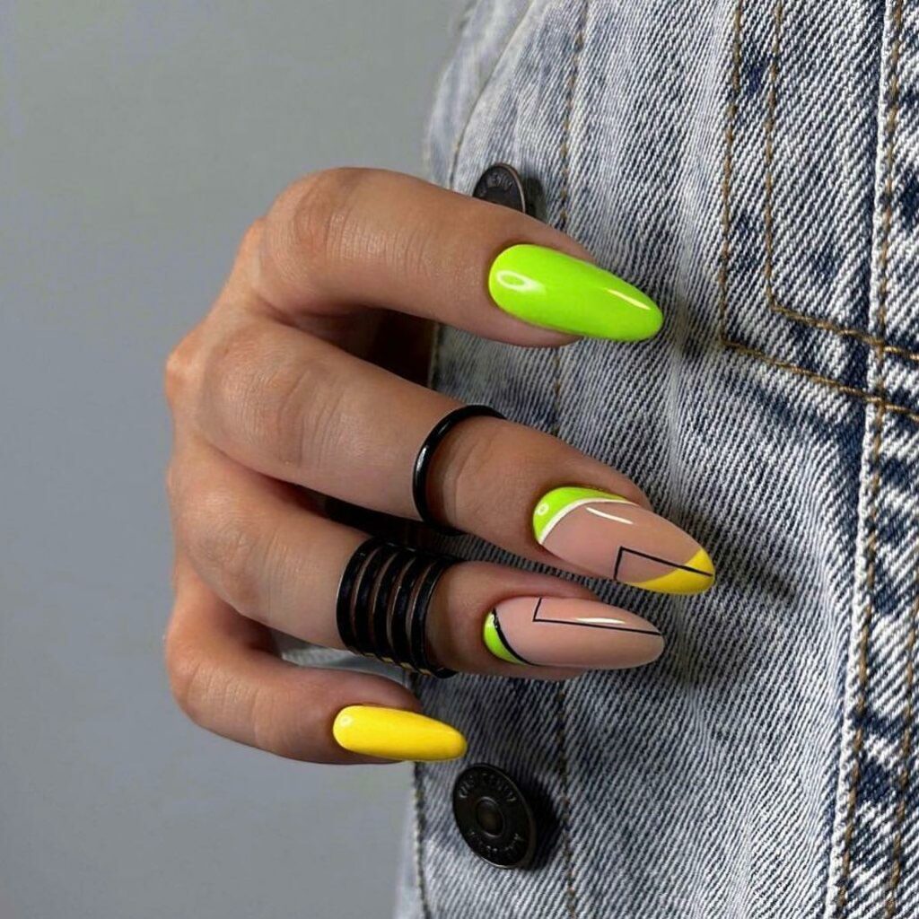 Illumination of Nails with the Neon Nails