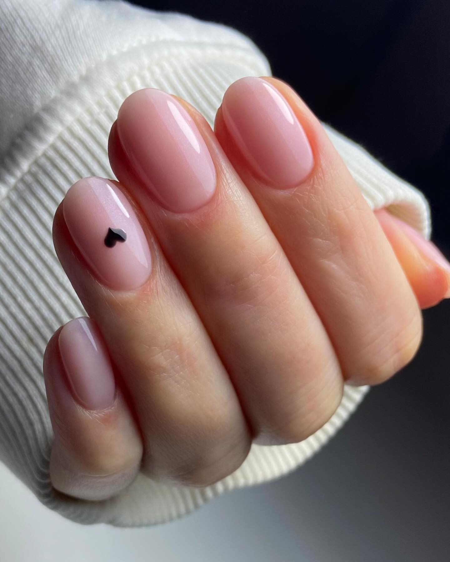 Chic Pastel Pink with Heart Accent Nail