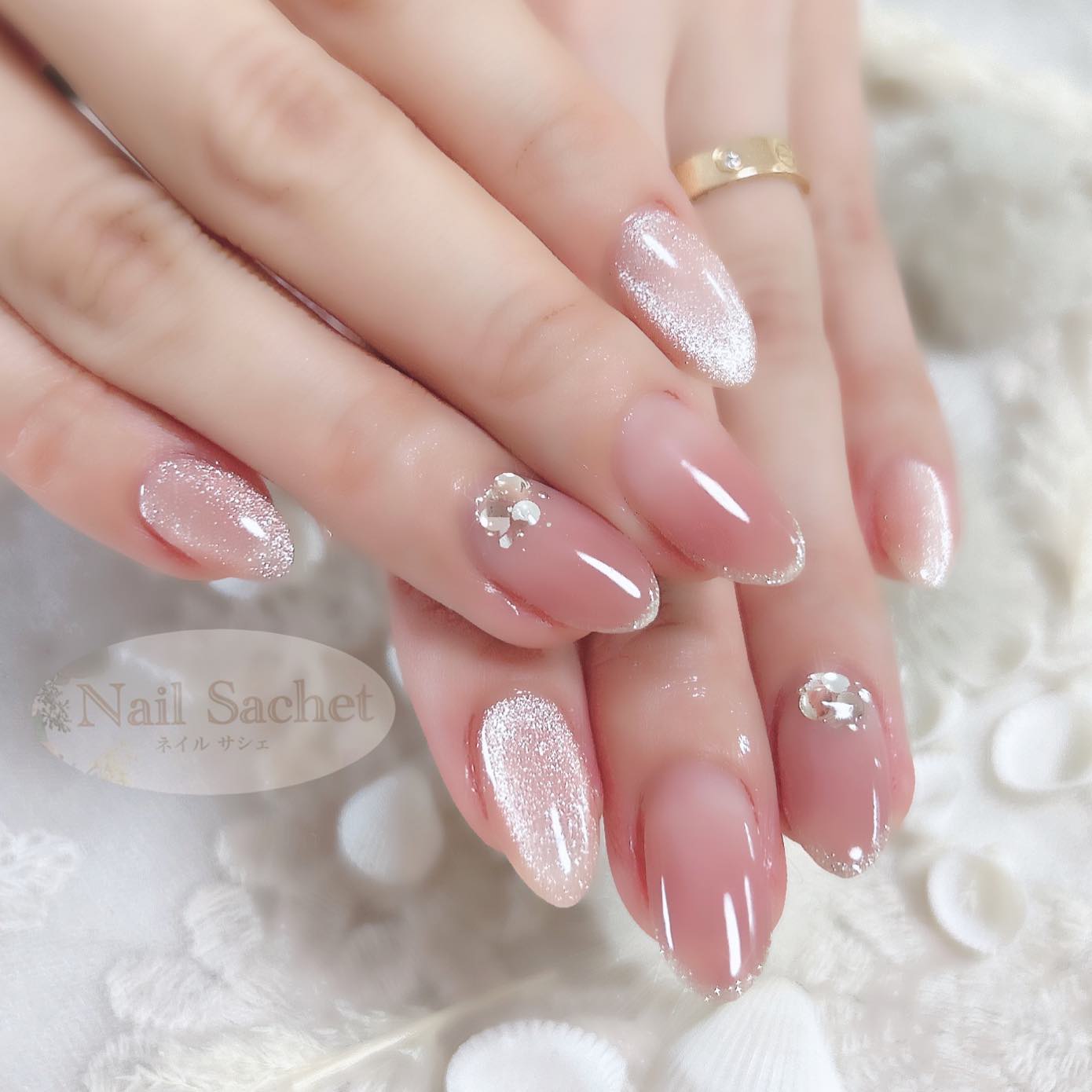 Elegant Pink Glitter Ombre with Crystal Twinkle