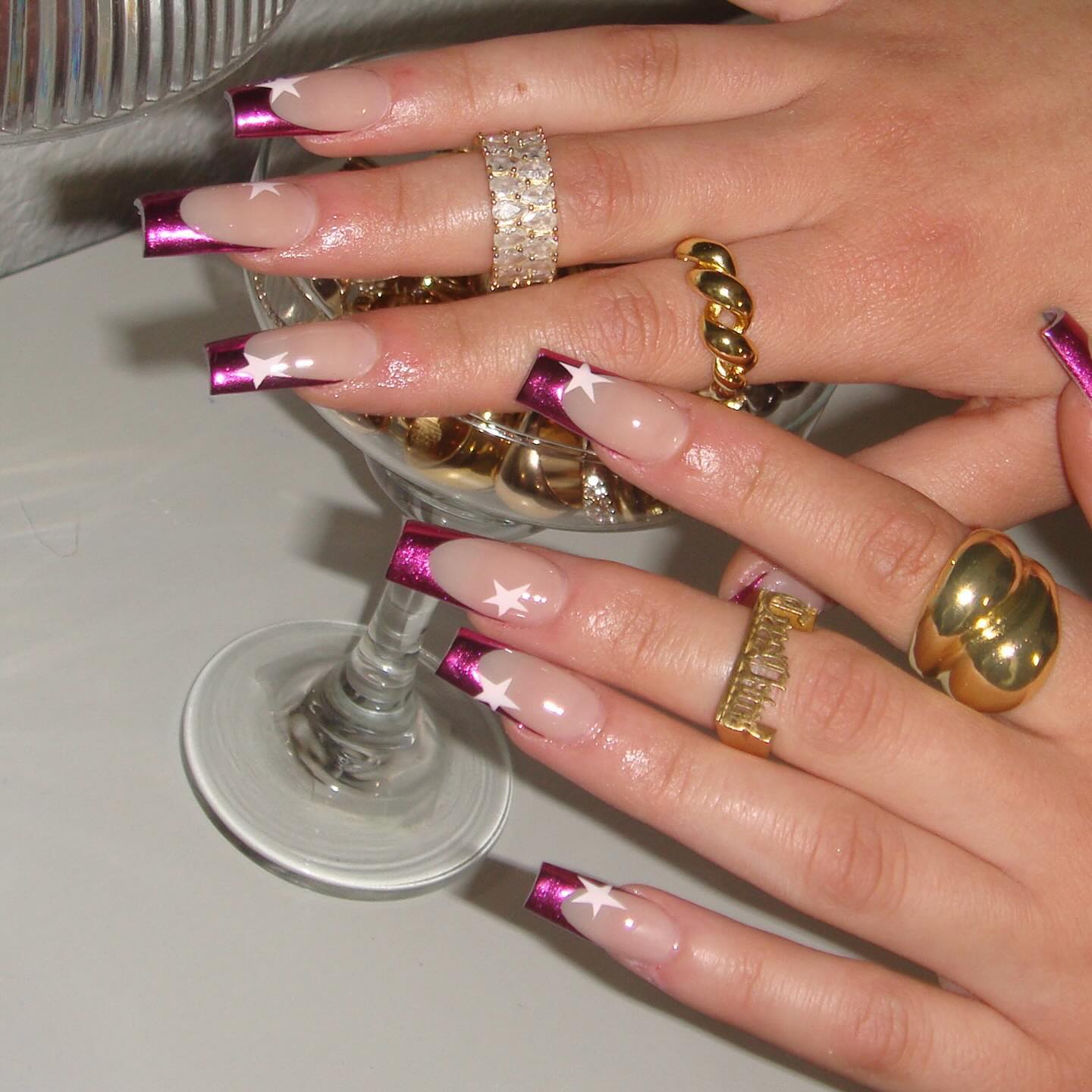 Glamorous Purple & Pink Starry Nail Art